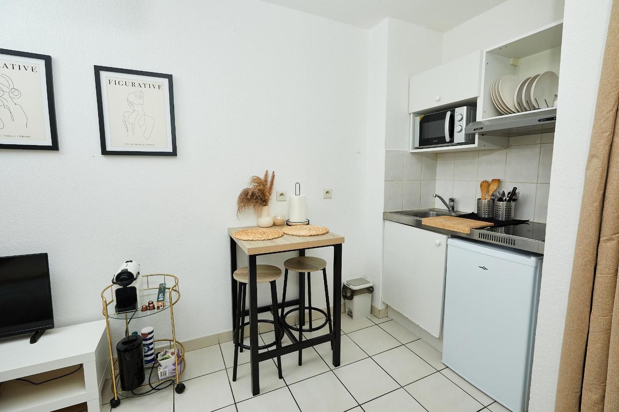 Le Chic Urbain - Hopitaux Facultes - Chateau D'o - Free Parking *