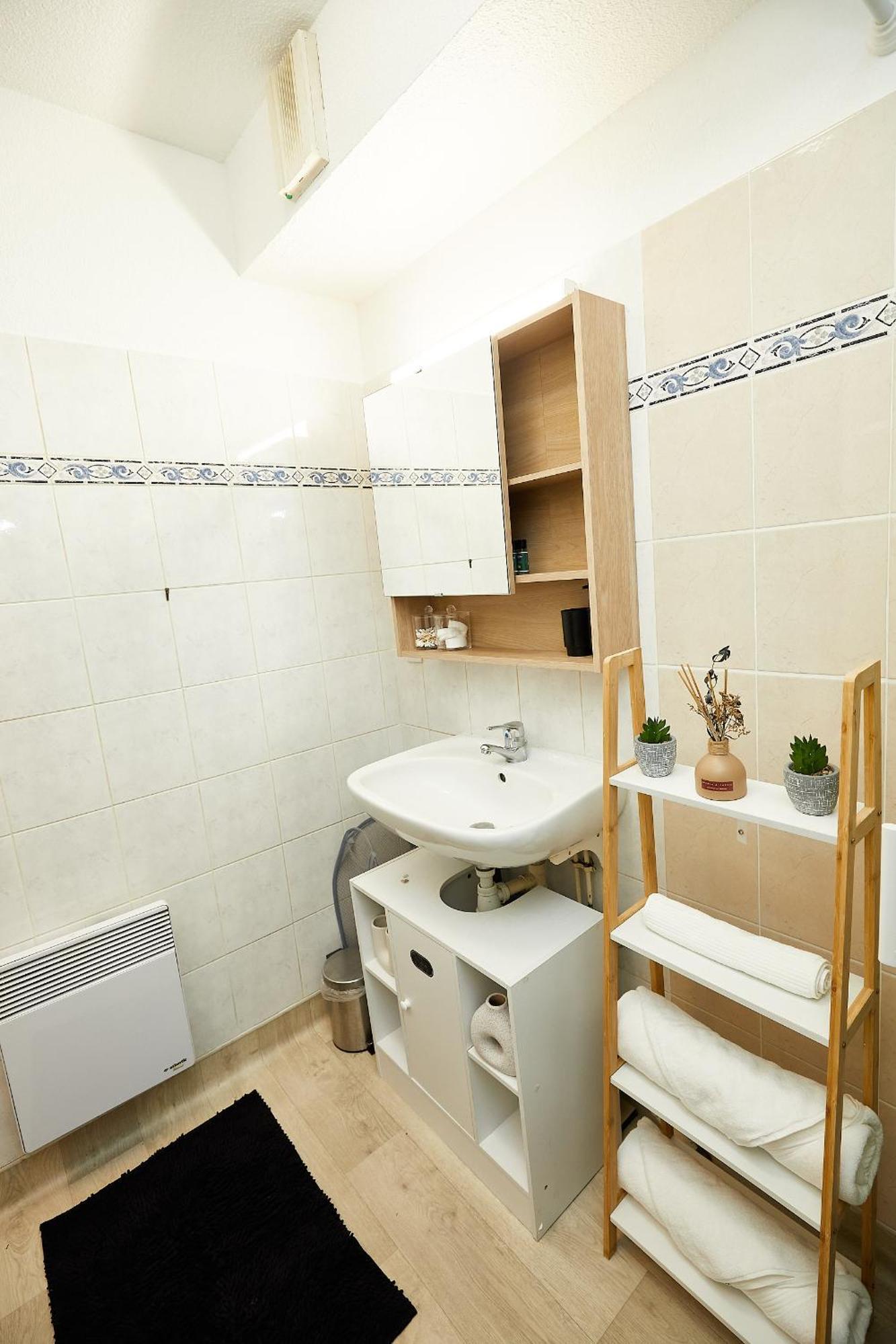 Le Chic Urbain - Hopitaux Facultes - Chateau D'o - Free Parking